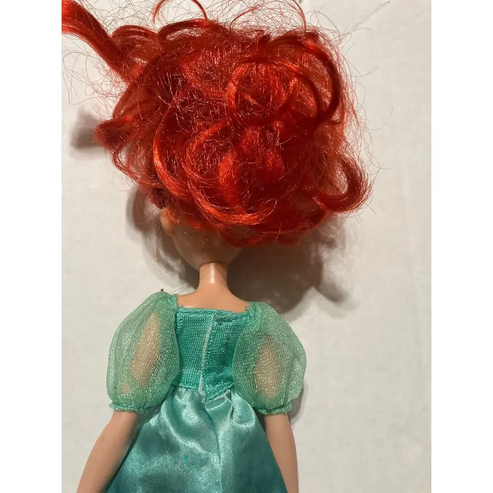 Hasbro Disney Princess Royal Shimmer Ariel Doll 11